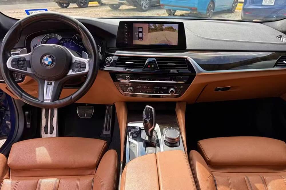 Luxury Car Rental 101