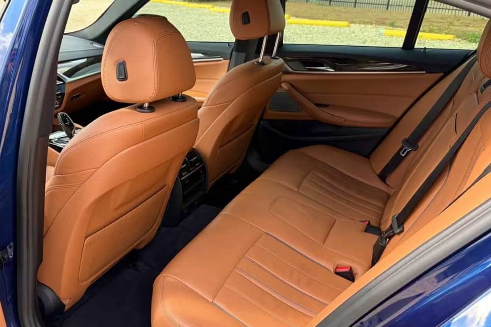 Luxury Car Rental 104