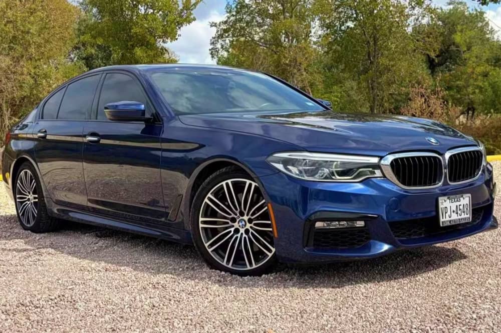 Luxury Car Rental 105