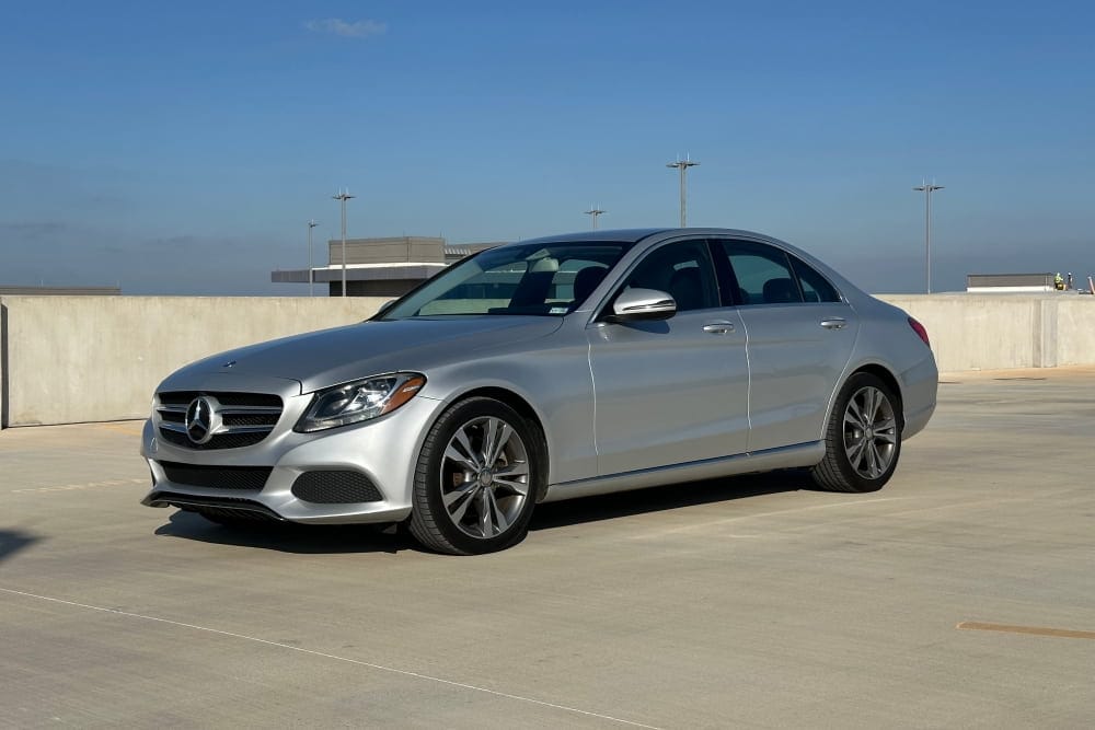 Luxury Car Rental 118